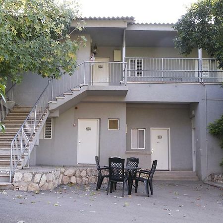 Kibbutz Beit Alfa Guest House Bet Alfa Buitenkant foto