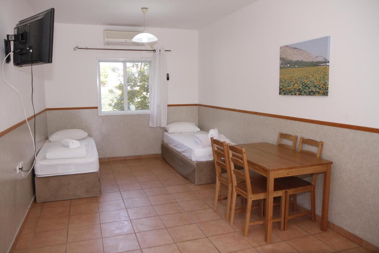 Kibbutz Beit Alfa Guest House Bet Alfa Buitenkant foto